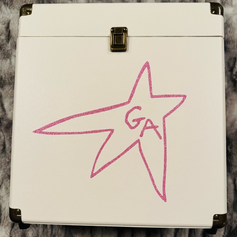 Gracie Abrams Vinyl Case